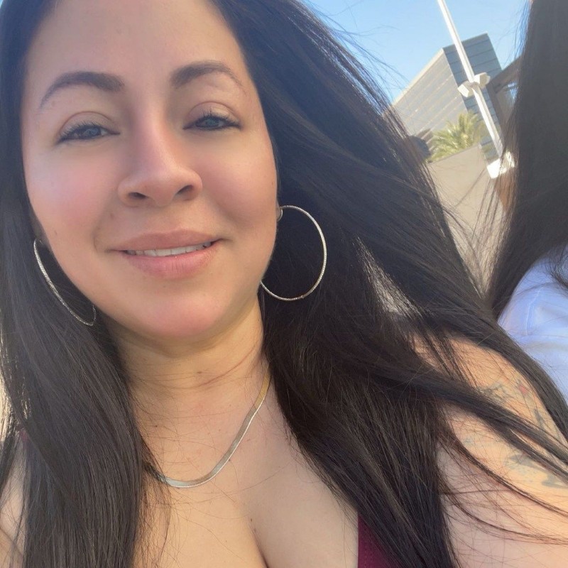 Laney (laney_luff) Snapchat Stories, Spotlight & Lenses