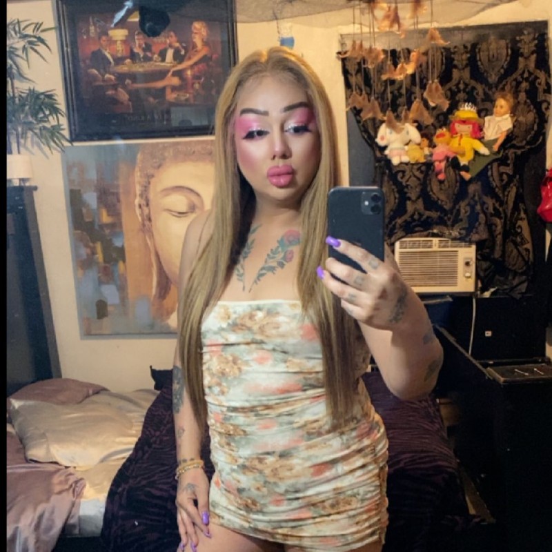 LatinaBarbie 🏳️‍⚧️ (@latinabarbi22) | Snapchat Stories, Spotlight & Lenses