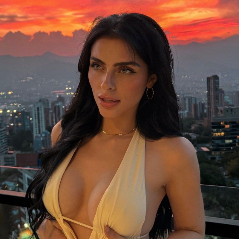 Lauren Hamden ☆ (lauren_hamden) Snapchat Stories, Spotlight & Lenses