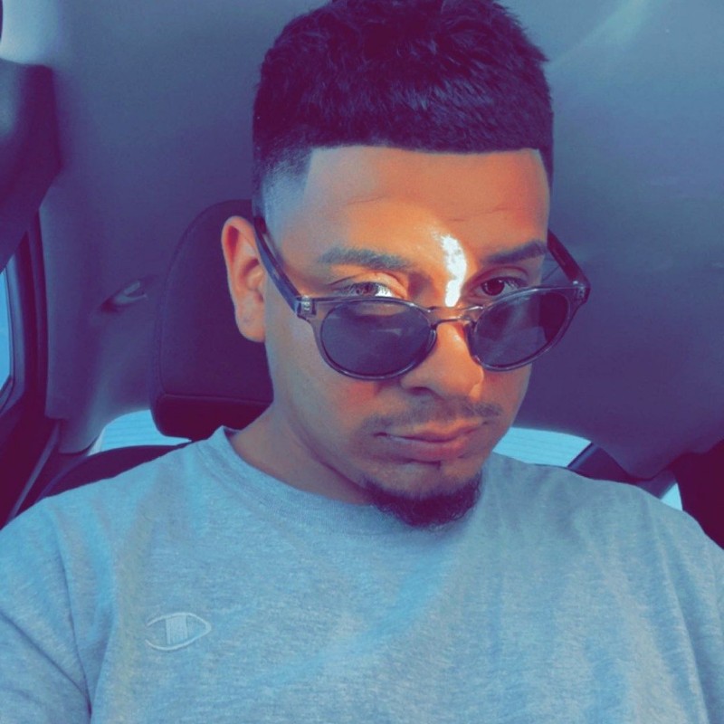 Lazer (lazboy4) เรื่องราว Snapchat ตลอดจน Spotlight และเลนส์