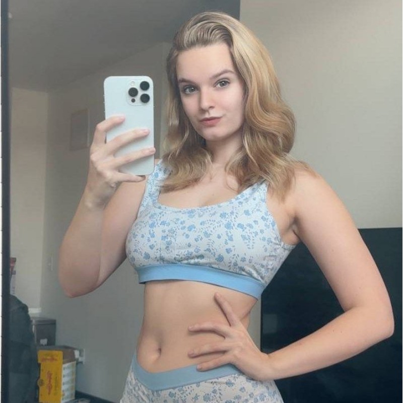 Leila Porter (@leila-porter) | Snapchat Stories, Spotlight & Lenses