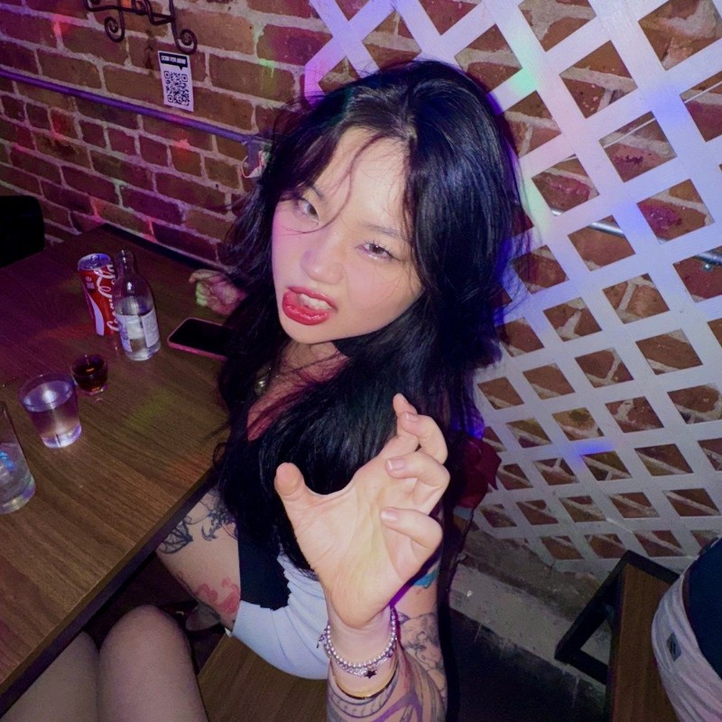 arlene (@lenerox) | Snapchat Stories, Spotlight & Lenses