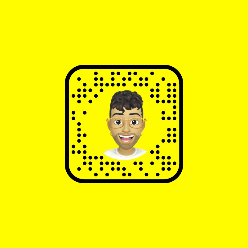 Liz (lizandro) Snapchat Stories, Spotlight & Lenses