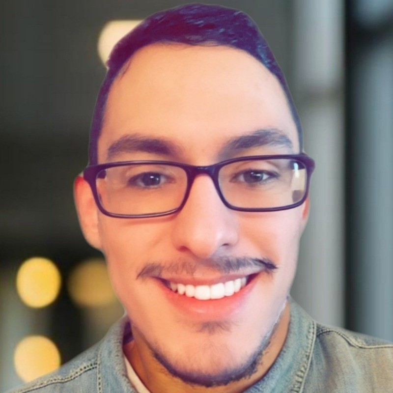 Luis Gonzalez (@luischaveztv) | Snapchat Stories, Spotlight & Lenses