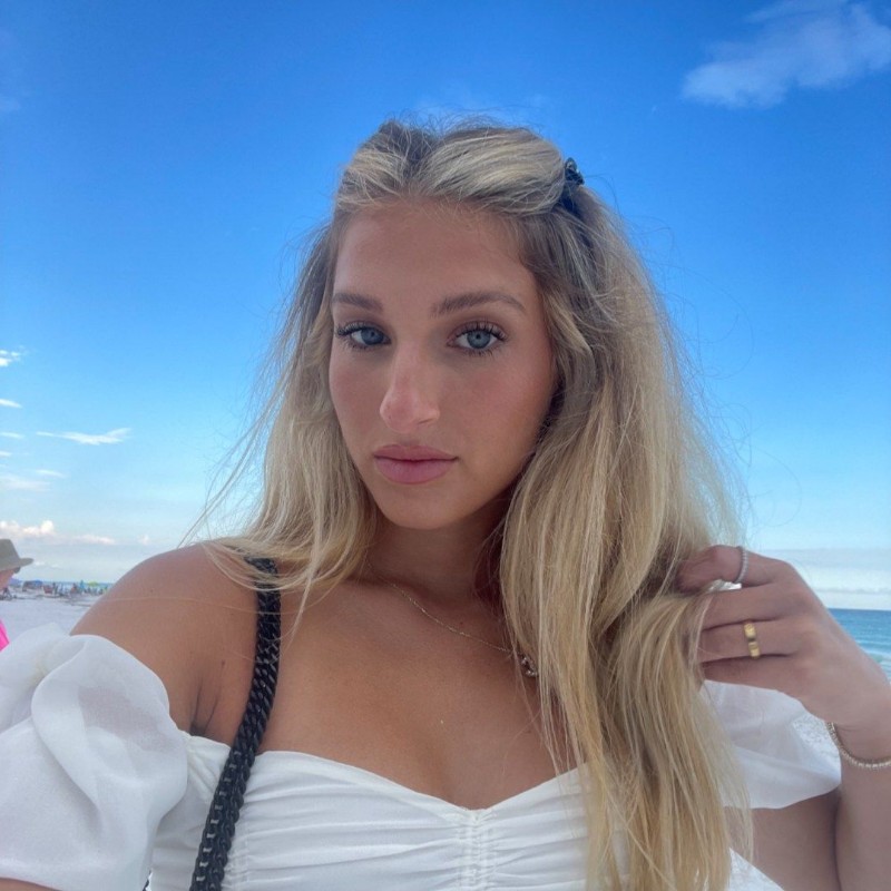 Macy Broyles (@macylynnbroyles) Snapchat Stories, Spotlight & Lenses