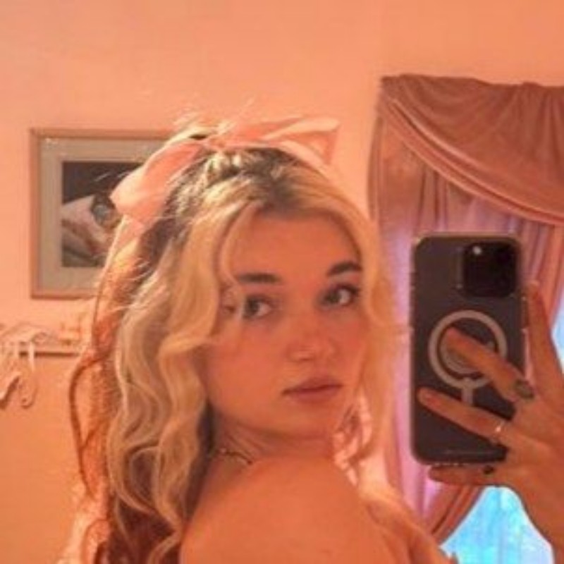 Madi Ruve (@madiruve) | Snapchat Stories, Spotlight & Lenses