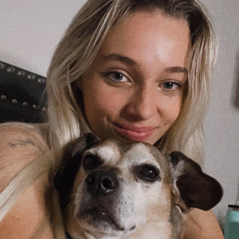 Maddie Little 💜💙 ( madisonjamesl) Snapchat Stories, Spotlight & Lenses