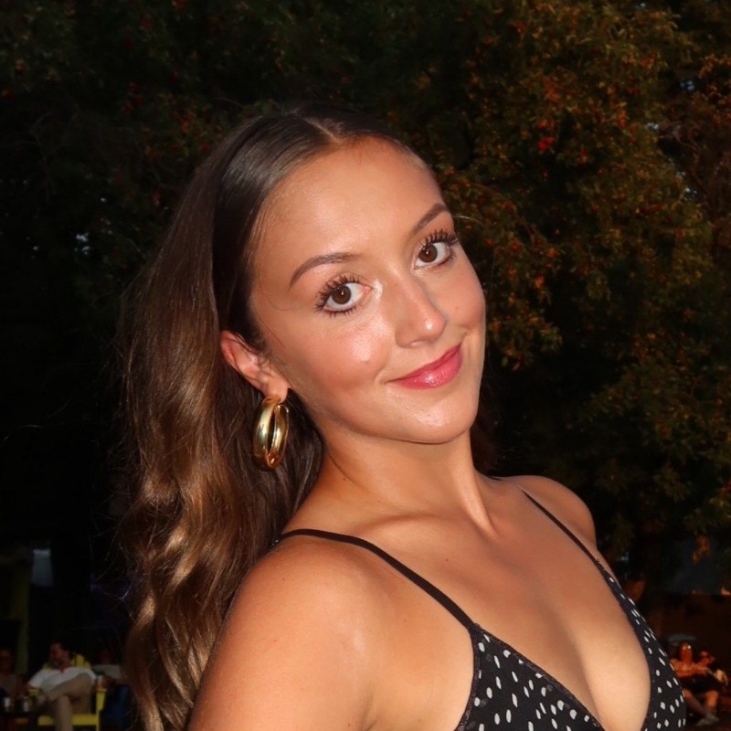 Maddie Goetz (@mads_goetzie) | Snapchat Stories, Spotlight & Lenses