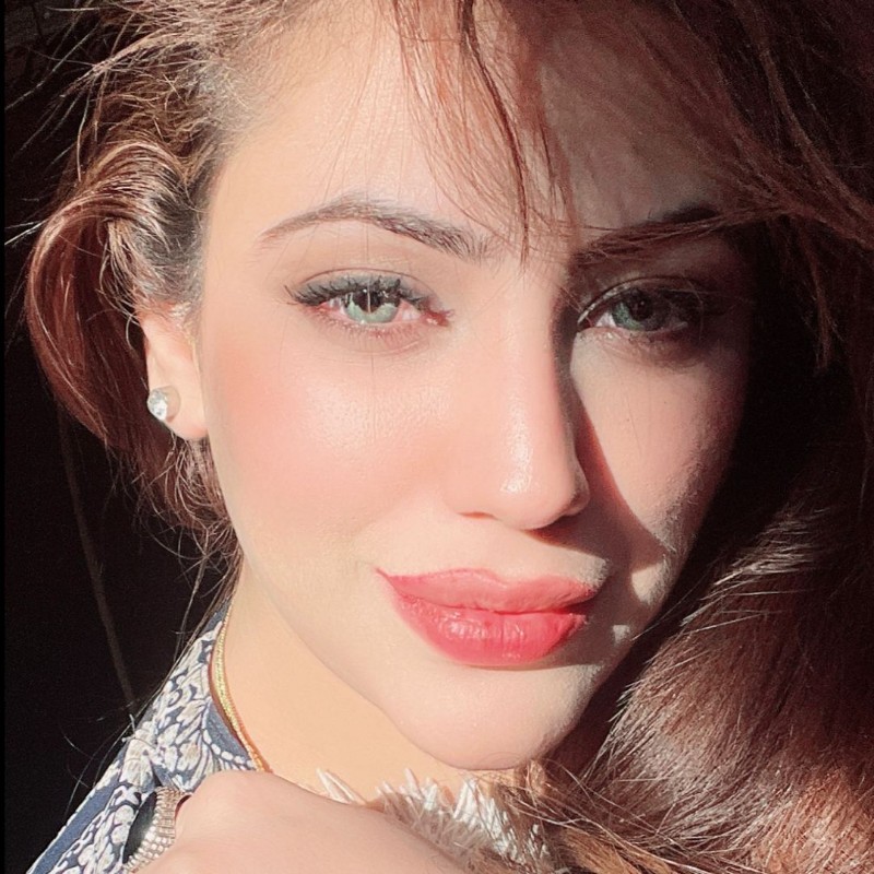 Mariyam Ali 💛 (@mariyam.ali611) | Snapchat Stories, Spotlight & Lenses