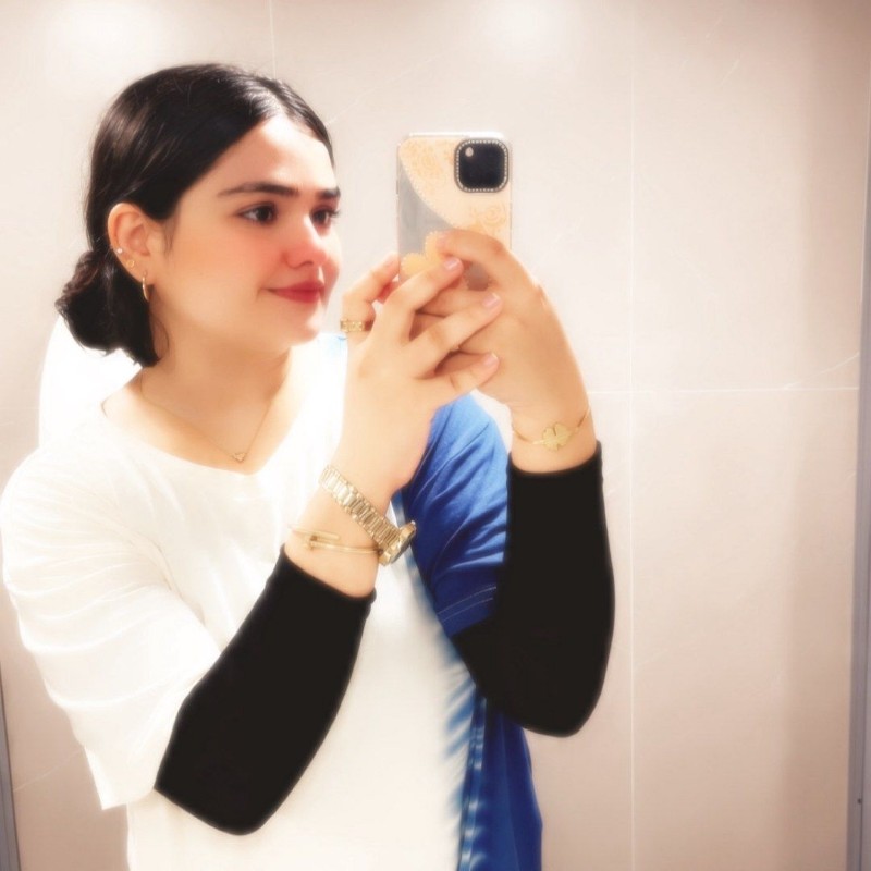 Mariyam (@mariyam_hoyar) | Snapchat Stories, Spotlight & Lenses