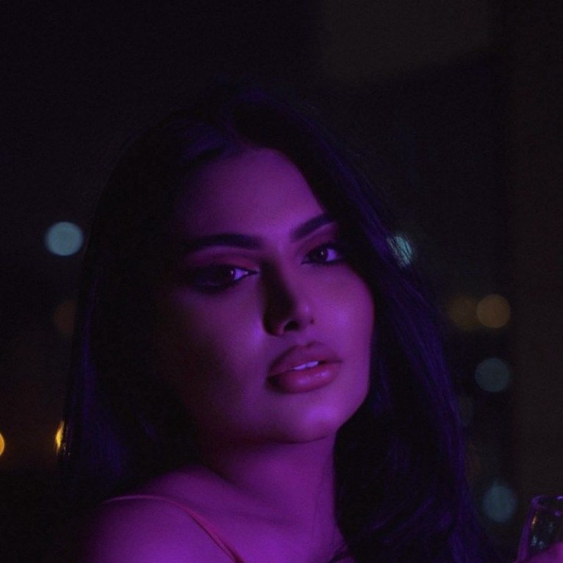 Esra ALJAF أسراء الجاف 🍒 (@mesha.777) | Snapchat Stories, Spotlight