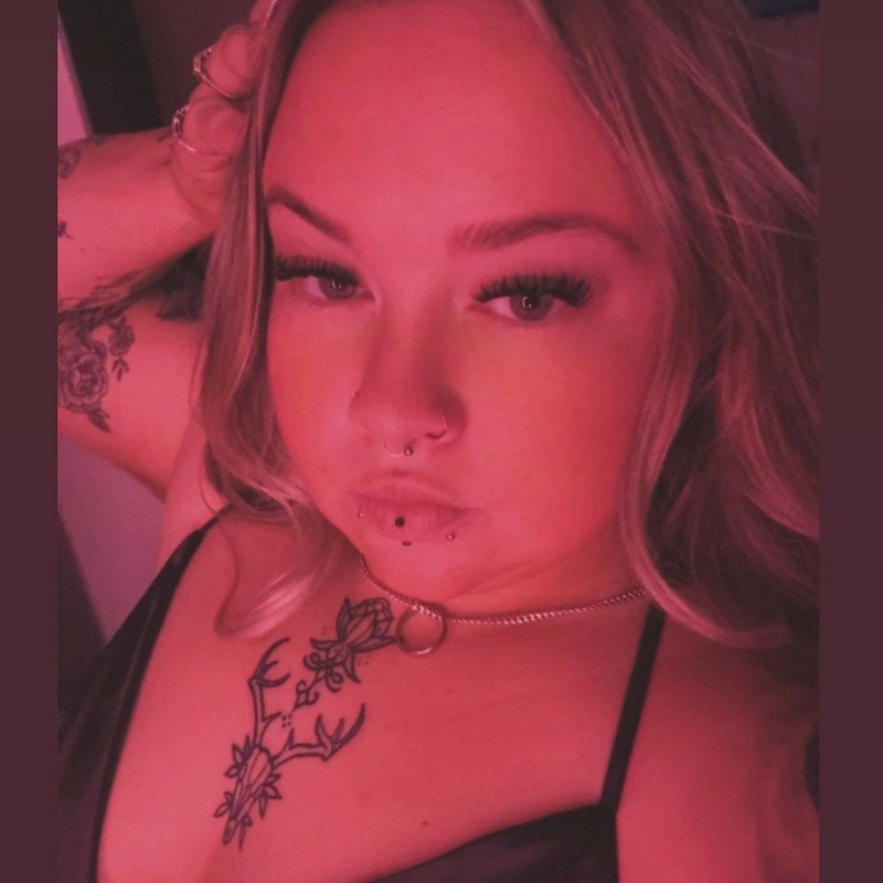 Kayla ️ (mickayla_jade1) Snapchat Stories, Spotlight & Lenses