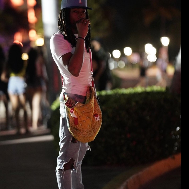 Midget Malik 💫 (@midget_malik) | Snapchat Stories, Spotlight & Lenses