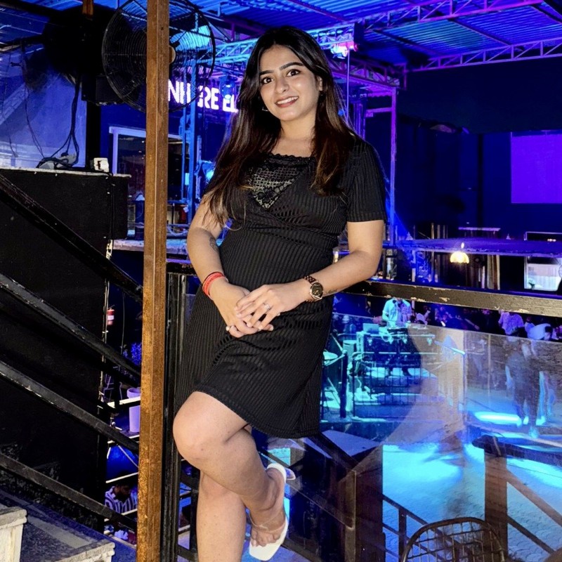 Muskan Ahuja🕊️ (@mikku0702) | Snapchat Stories, Spotlight & Lenses