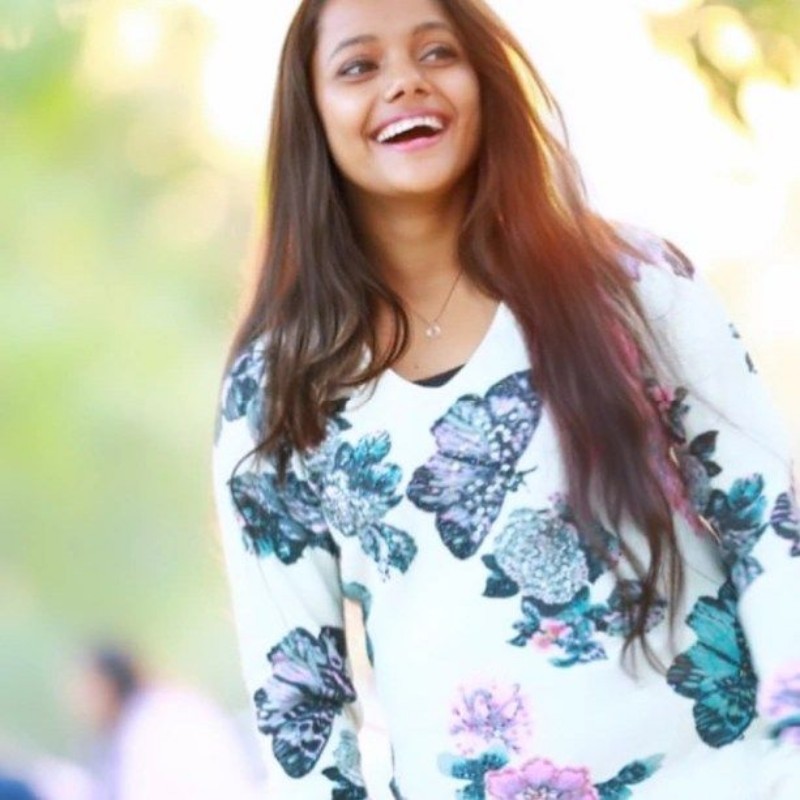 Nisha Sharma (@mikku533) | Snapchat Stories, Spotlight & Lenses