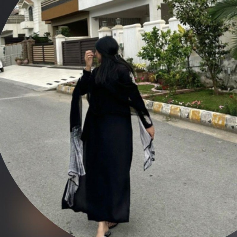 Momina Malik (@momina_2024c) | Snapchat Stories, Spotlight & Lenses