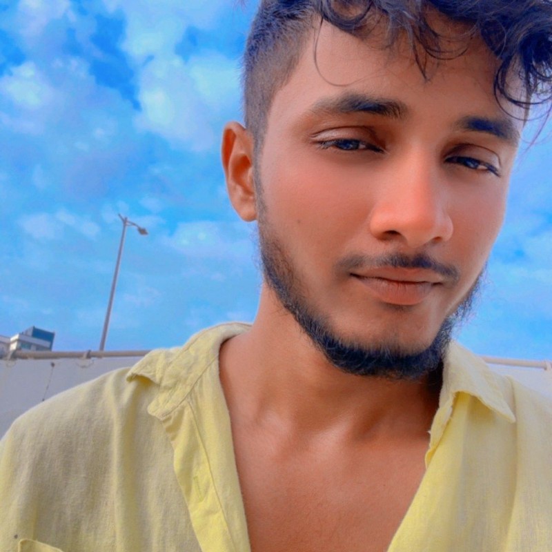 Mr.arkam.ak476 Ansari (@mrarkamak) | Snapchat Stories, Spotlight & Lenses