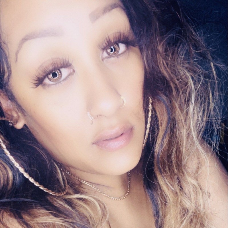 Ms Boo (@msboo87) | Snapchat Stories, Spotlight & Lenses