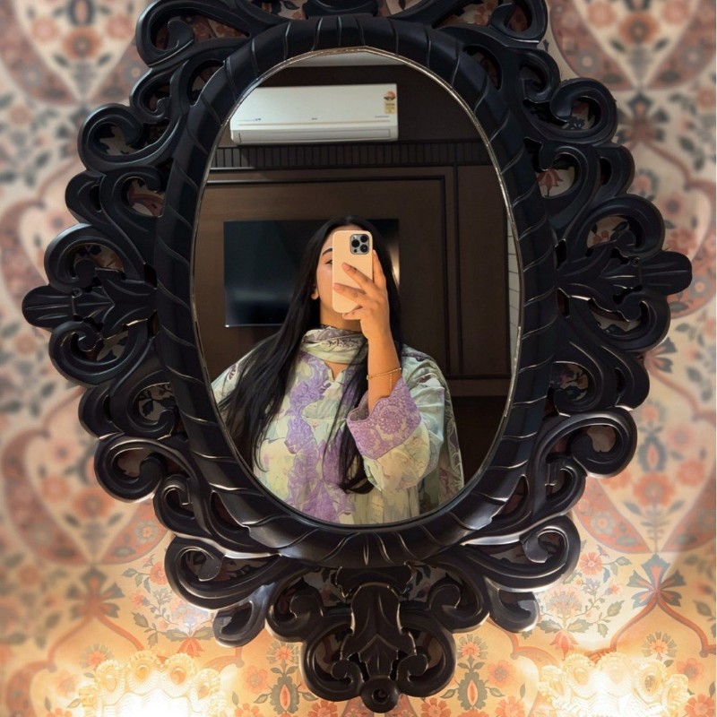 Muskaan (@muskaannbhatt) | Snapchat Stories, Spotlight & Lenses
