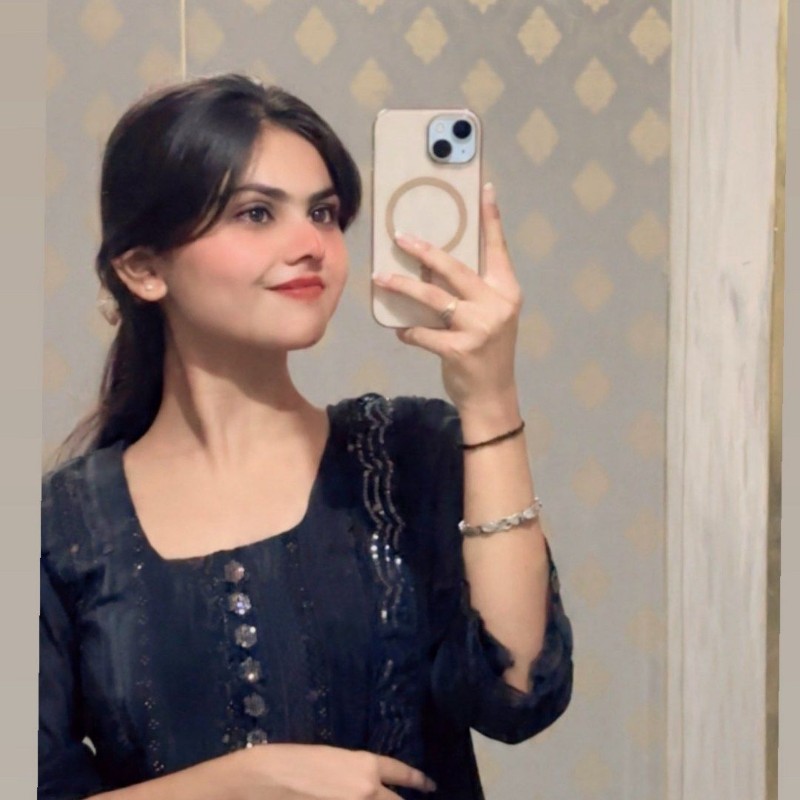 MuSkan🖤 (@muskan_8830) | Snapchat Stories, Spotlight & Lenses