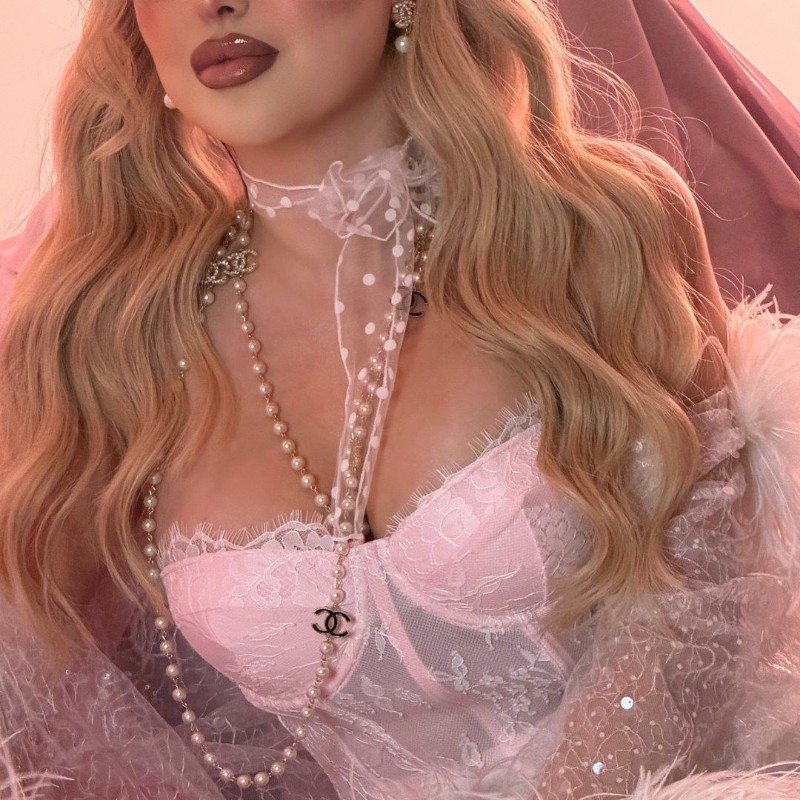 Melody V💗 (@mvelody1) | Snapchat Stories, Spotlight & Lenses