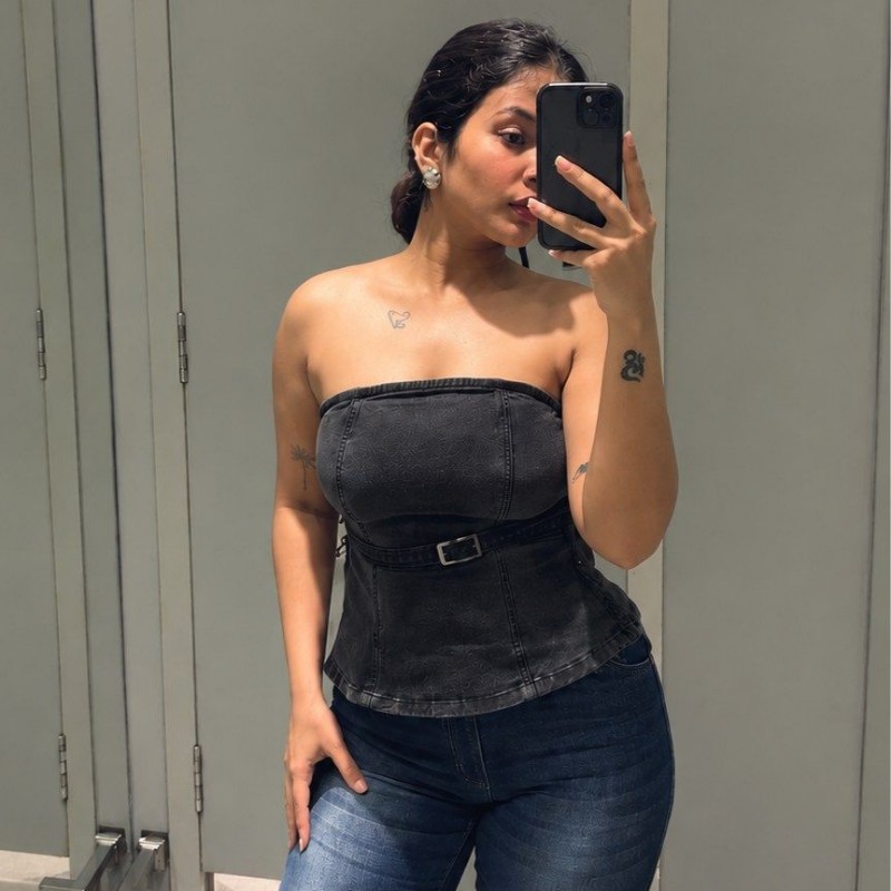 Nish🩵 (@n_ishhha) | Snapchat Stories, Spotlight & Lenses