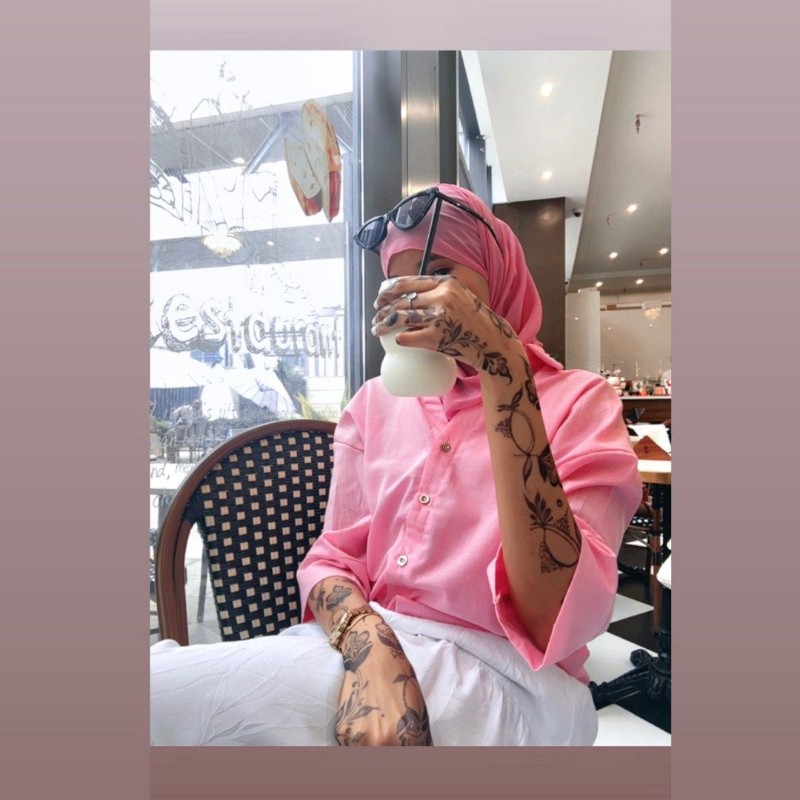 Nafisa 🧕🇸🇴 (@nafison3688) | Snapchat Stories, Spotlight & Lenses