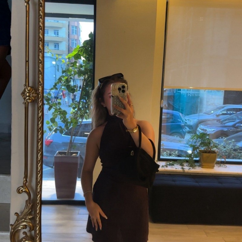 Narmin Api ℕ𝕒𝕣𝕞𝕚𝕟 (@narmin.09n) | Snapchat Stories, Spotlight & Lenses