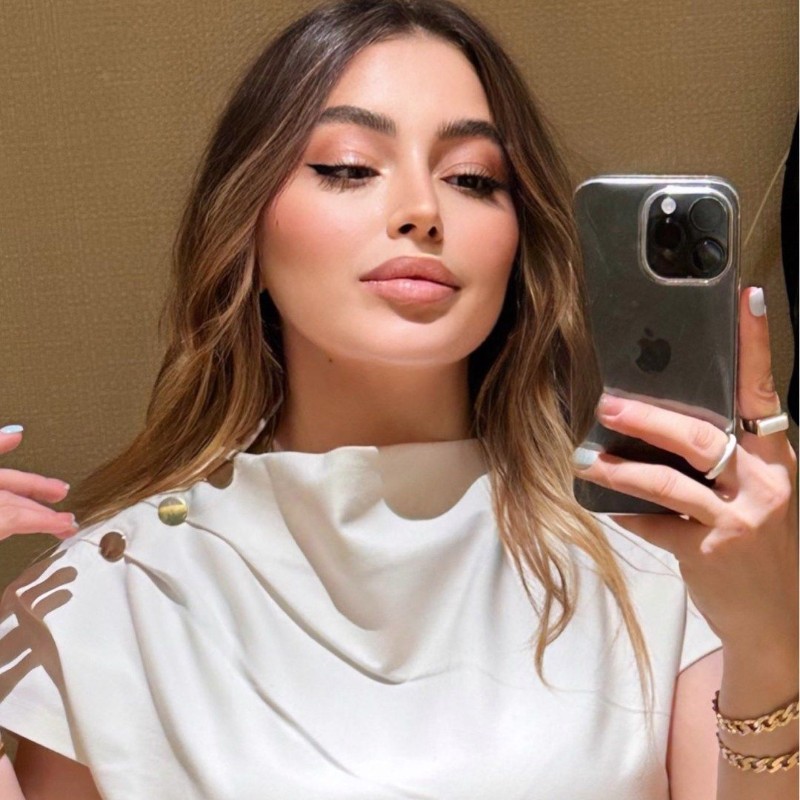 Narmin Api NARMIN MAKEUP💄 (@narmin_makeup) | Snapchat Stories, Spotlight & Lenses