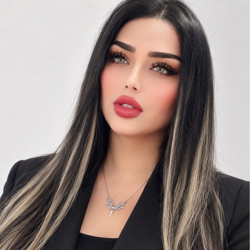 Nasreen💉👄🧜🏻‍♀️ (@nnona8415) | Snapchat Stories, Spotlight & Lenses