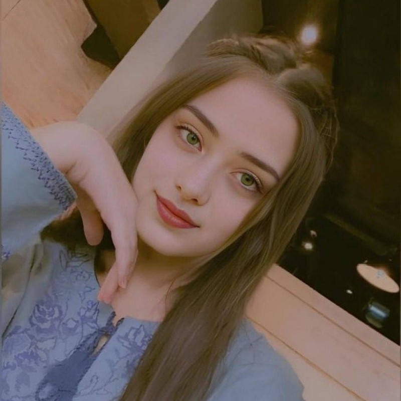 noor-saba-noorsabaoficial-snapchat-stories-spotlight-lenses