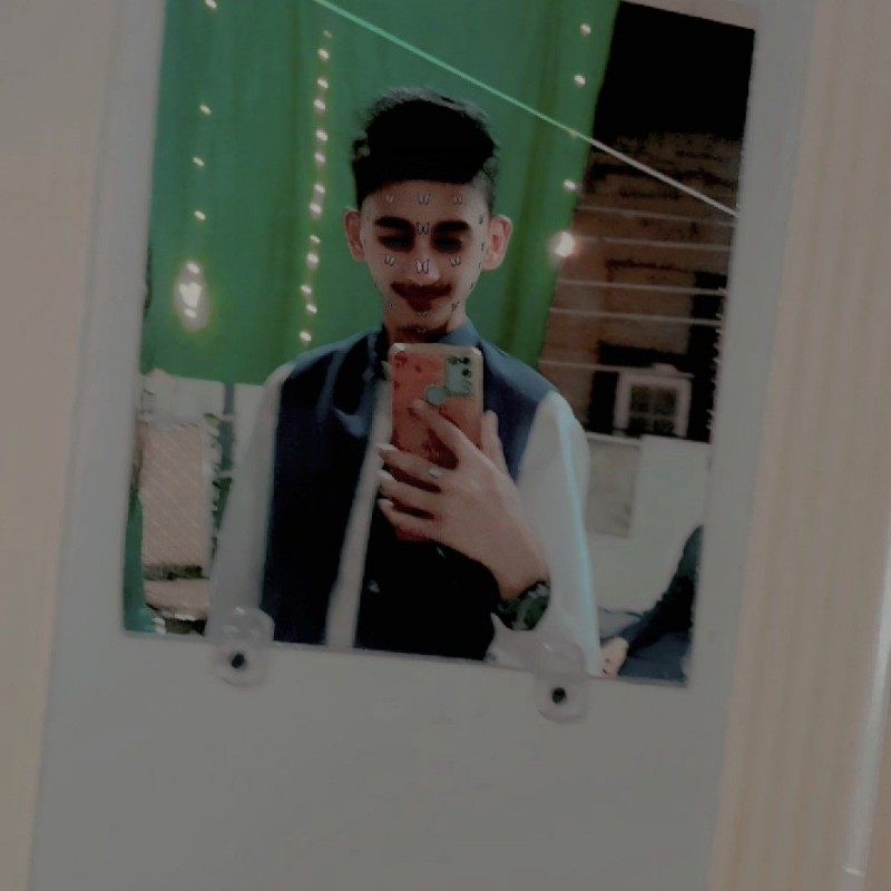 ᕙ 𝑁𝑈𝑀𝐴𝐼𝑅 ᕗ (@numair14324) | Snapchat Stories, Spotlight & Lenses