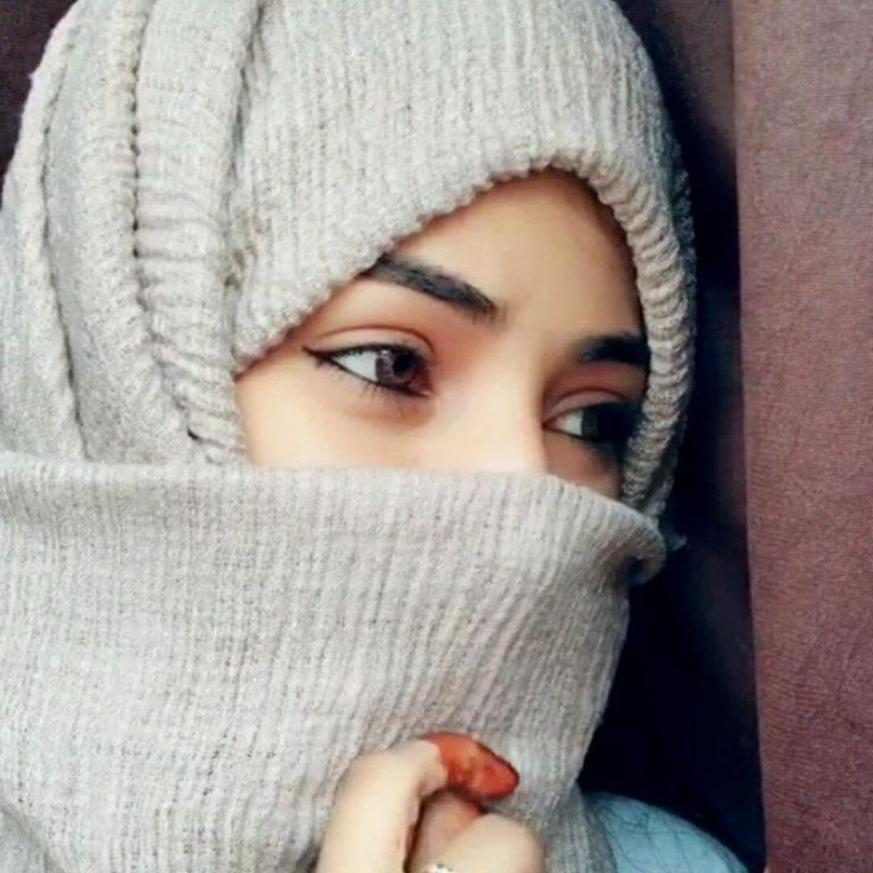 Gulshan (@officiallgulsha) | Snapchat Stories, Spotlight & Lenses