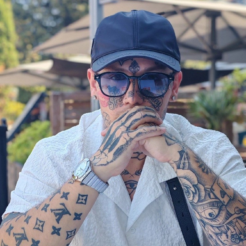 La Vie De Maiky (@officiel_maiky) | Snapchat Stories, Spotlight & Lenses