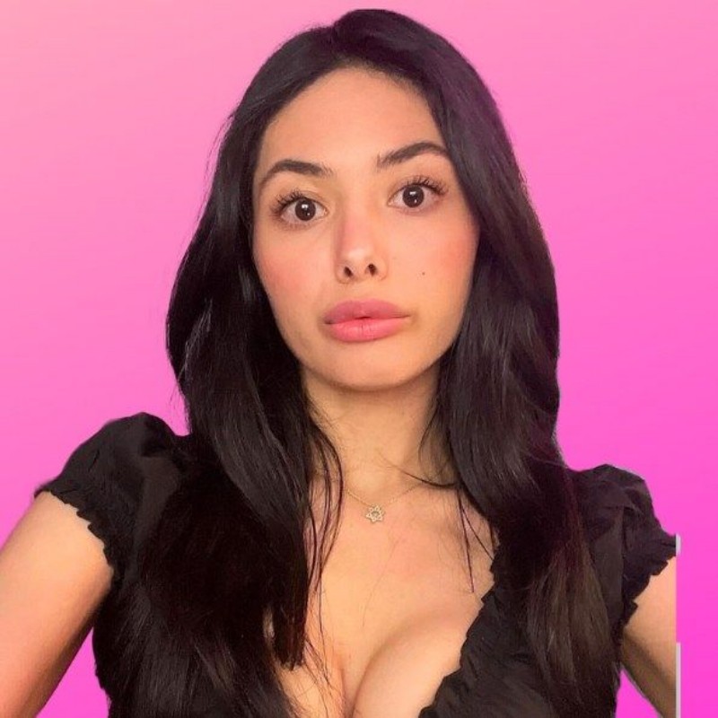 OliveOilRun (@oliveoilrun) Snapchat Stories, Spotlight & Lenses