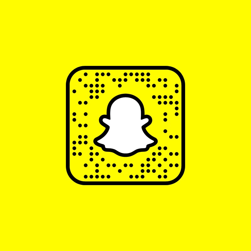 Oona Conroy(oonaconroy) เรื่องราว Snapchat ตลอดจน Spotlight และเลนส์
