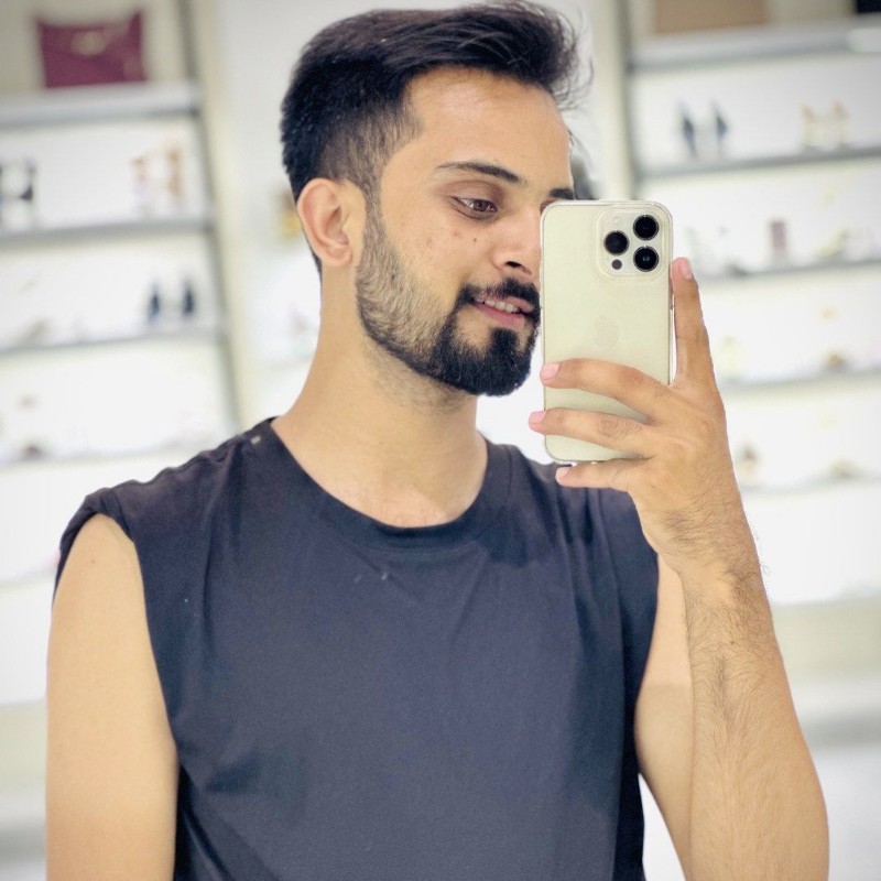 Faizan Ahmad (@oy_fazi) | Snapchat Stories, Spotlight & Lenses
