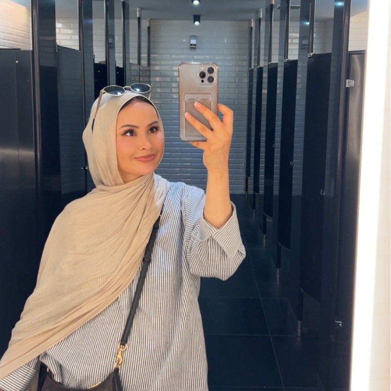 Gul Pari 🌸 (@paria3263) | Snapchat Stories, Spotlight & Lenses