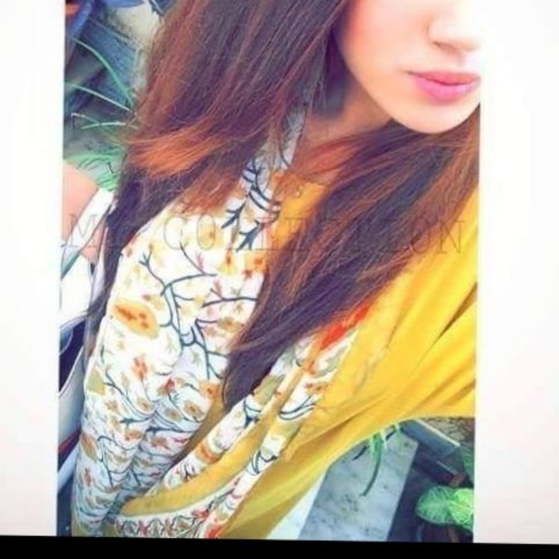 Aiman 👑💫 (@queen_aiman99) | Snapchat Stories, Spotlight & Lenses