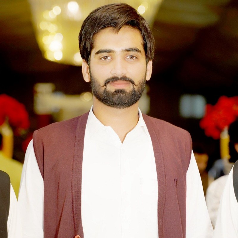 Rana Abdullah (@rabdullah2121) | Snapchat Stories, Spotlight & Lenses