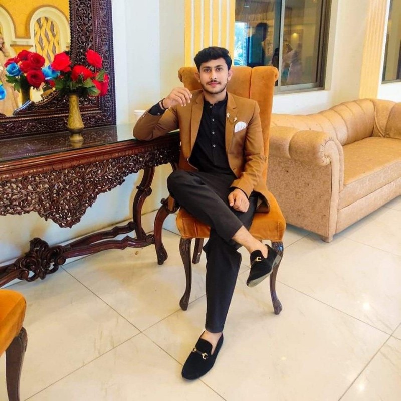 Rehan Rajpoot🥷🏻 (@rajpoot242517) | Snapchat Stories, Spotlight & Lenses