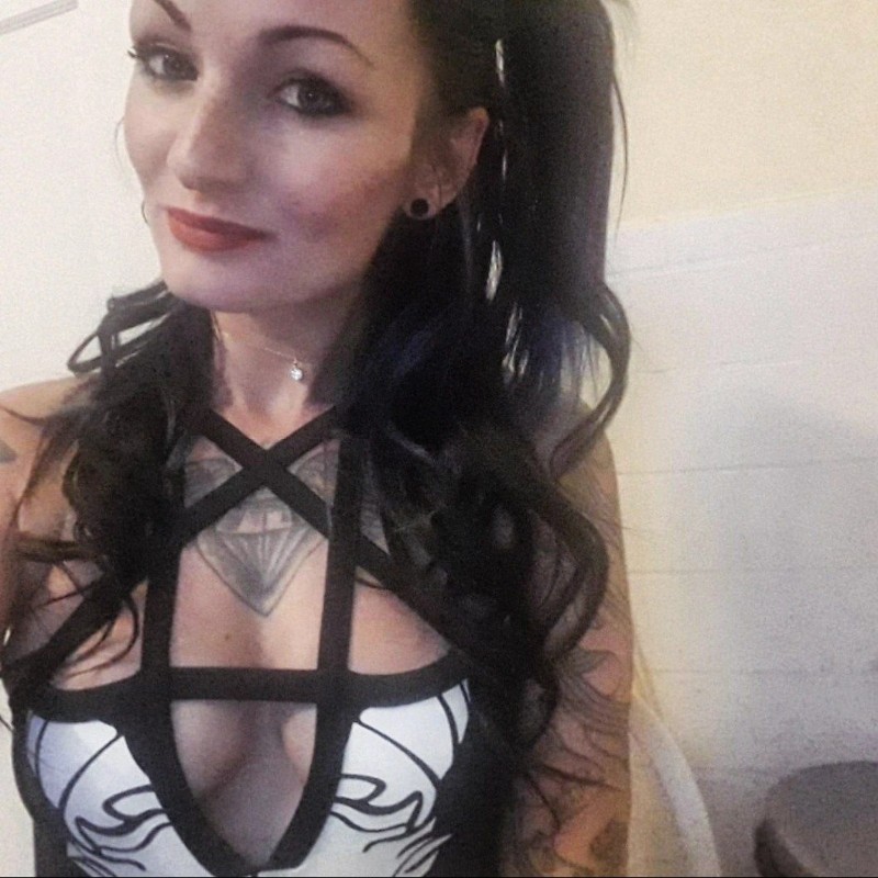 Raven Ragdoll X3 (@ravenragdoll978) | Snapchat Stories, Spotlight & Lenses