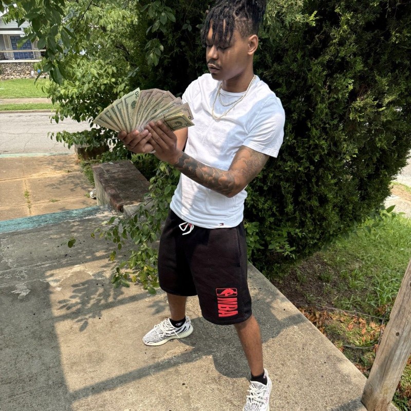 S_40! Rayy🤒😈🤑(@ray-ray1735) | เรื่องราว Snapchat ตลอดจน Spotlight และเลนส์