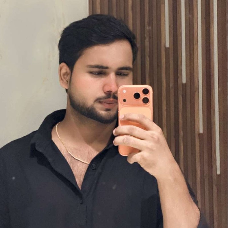 RAZA AK (@raza_ak2025) | Snapchat Stories, Spotlight & Lenses