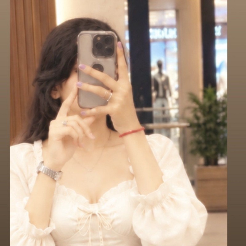 𓂃♡ꪋ𝐤𝐤ᵘ᠂ 𓏲࣪🐼🍷 (@rekha.cutie007) | Snapchat Stories, Spotlight & Lenses