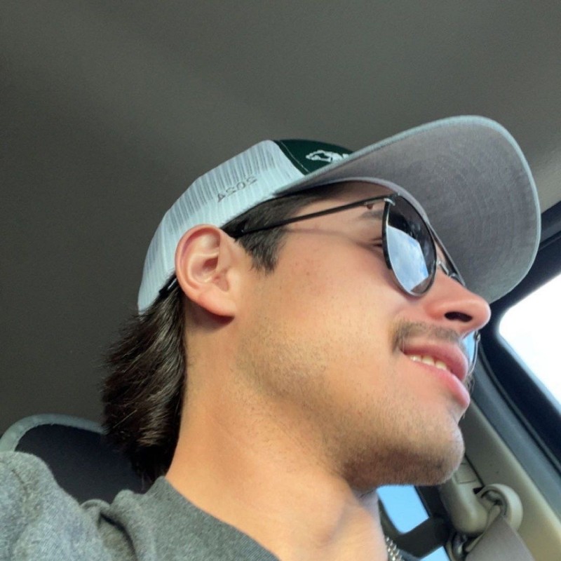 Riley Shaw (@rileycritshaw) | Snapchat Stories, Spotlight & Lenses