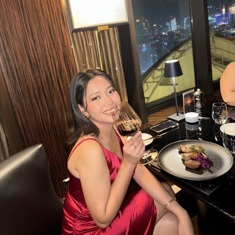 Riri (@riri_ad123) | Snapchat Stories, Spotlight & Lenses