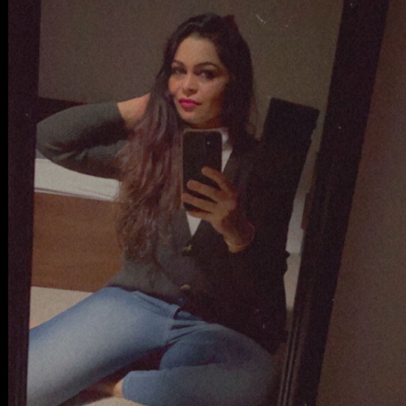 Risha 👩🏻🌺 (@rishu41921) | Snapchat Stories, Spotlight & Lenses