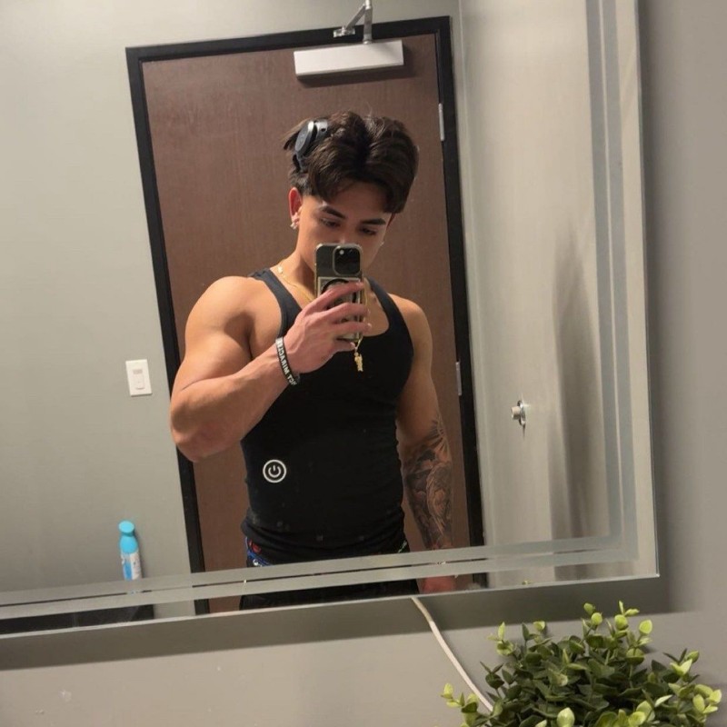 Anthony Rivas anthony rivas (@rivasant32) | Snapchat Stories, Spotlight & Lenses
