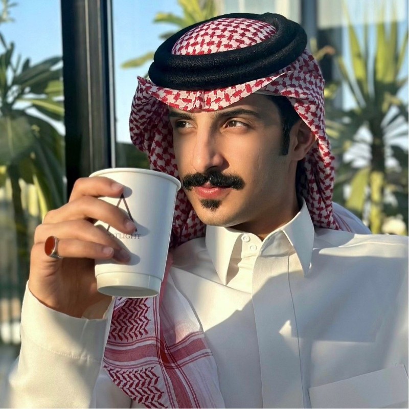 رياض بن فهد | Riyad (@riyd33) | Snapchat Stories, Spotlight & Lenses